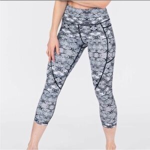 Zyia Active Cobra Metallic Pocket Light N Tight Hi Rise Leggings Size 8-10
